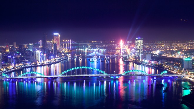 Lý[-]do[-]miền[-]Trung[-]níu[-]lòng[-]du[-]khách